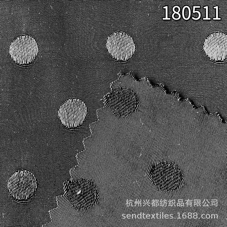 180511人丝人棉圆点提花面料 休闲时装